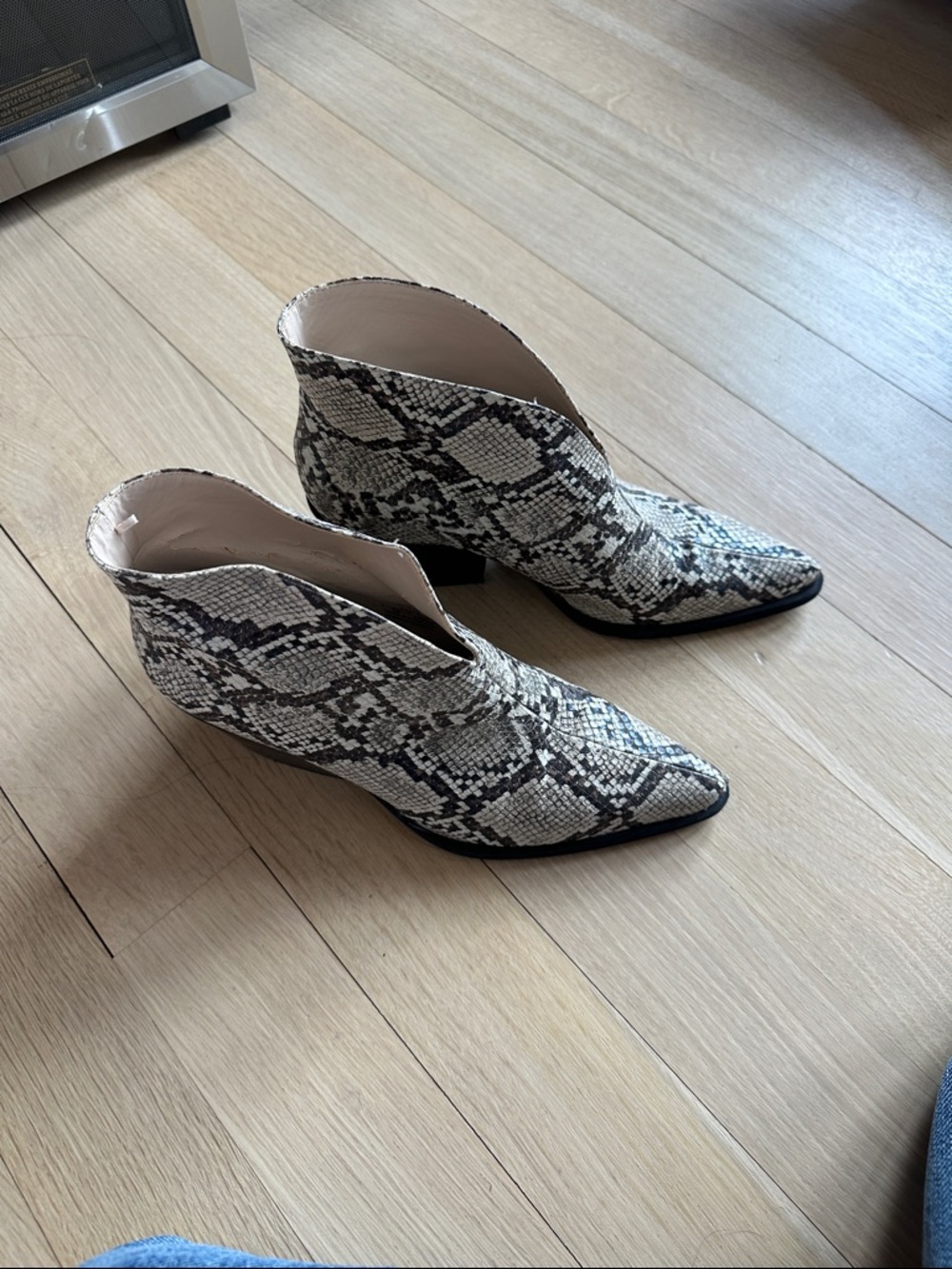 Zara Black & White Snake-Print Pointed Ankle Boots